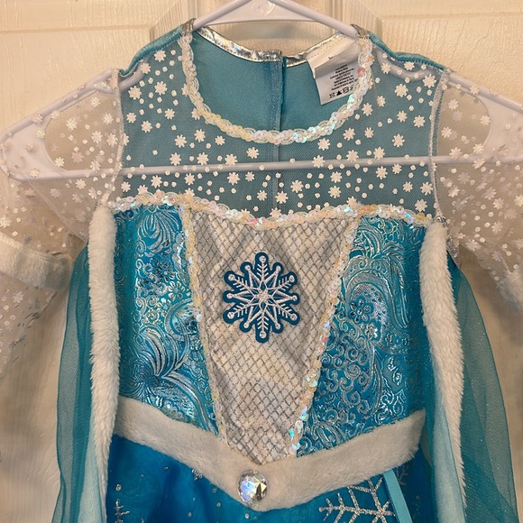 Girl’s Ice Princess Costume Size 5-6 - Picture 2 of 10